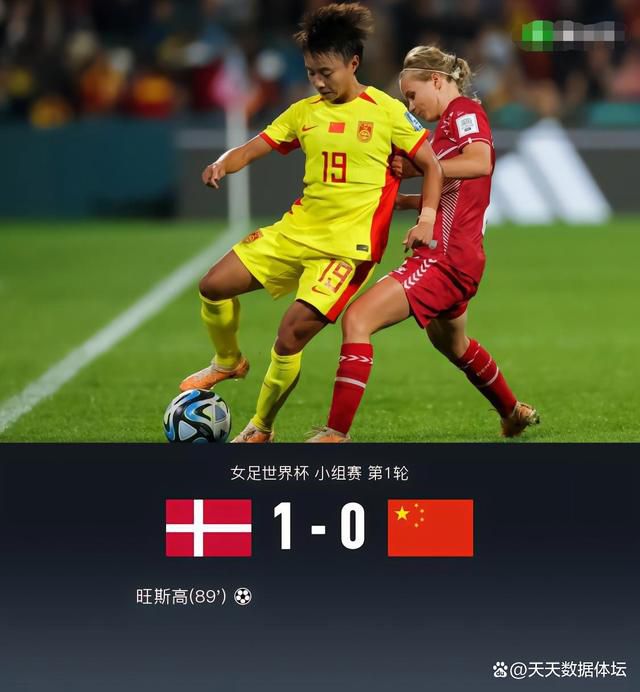 女同学臭脚调教脚奴